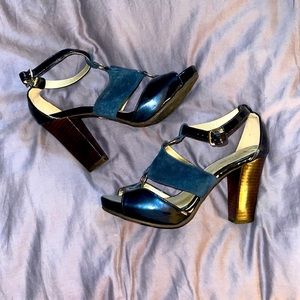 Kenneth Cole Reaction Blue Suede Heels